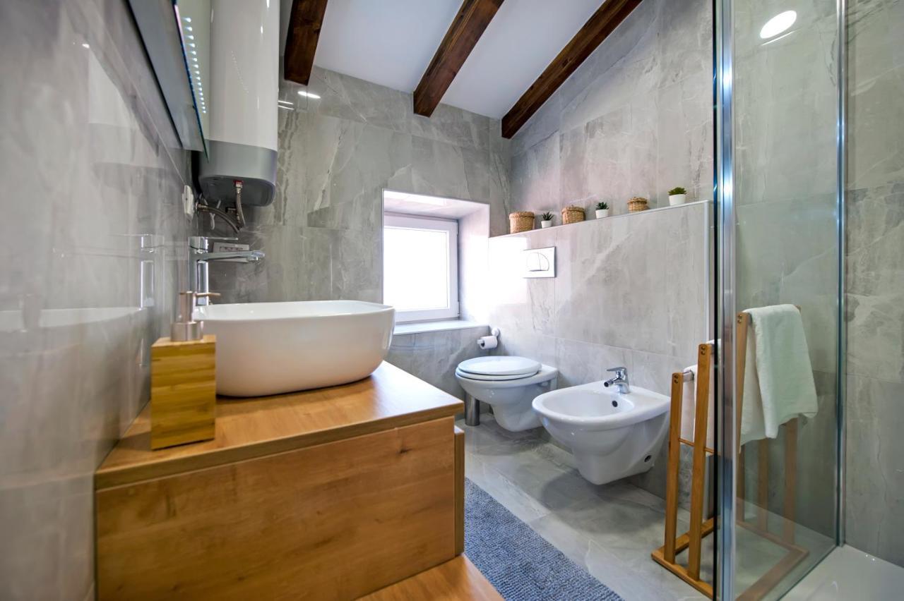 The Attic Apartment